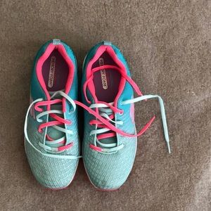 Sketchers kids shoes